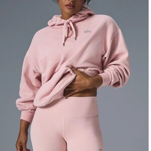 ALO - NWT Ballet Pink Accolade Sweater